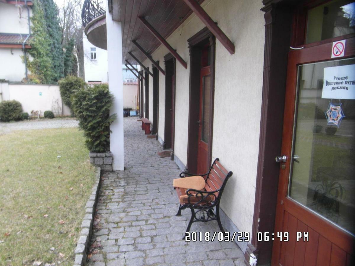 Iwona Hostel - Budget Rooms With Private Bathrooms Sopot Eksteriør bilde